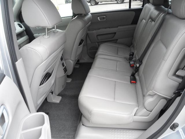 Honda Pilot 2011 photo 17