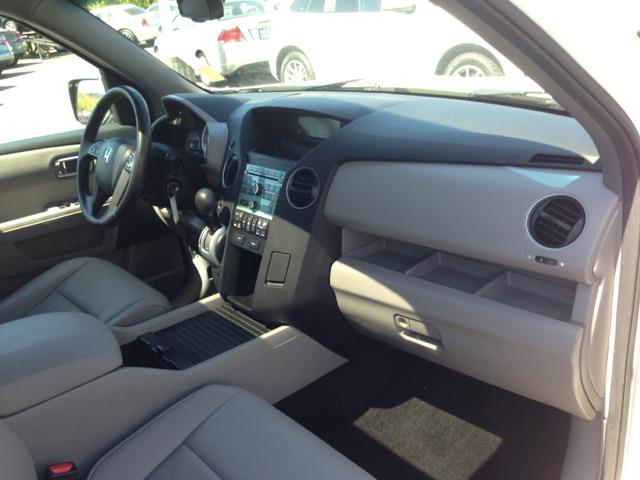 Honda Pilot 2011 photo 19