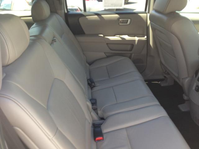 Honda Pilot 2011 photo 20