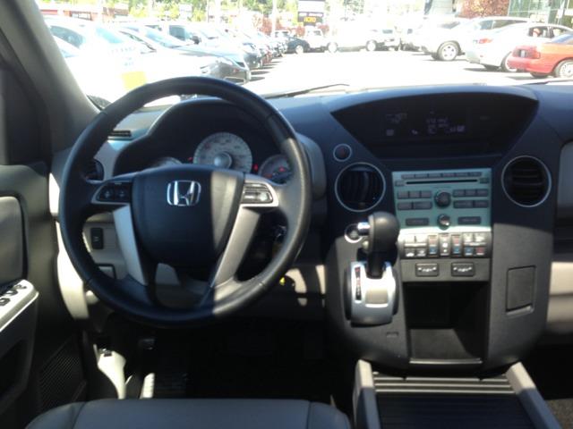 Honda Pilot 2011 photo 8