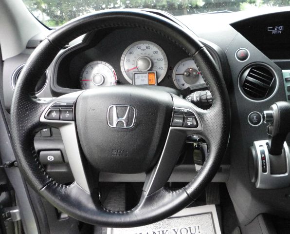 Honda Pilot 2011 photo 14