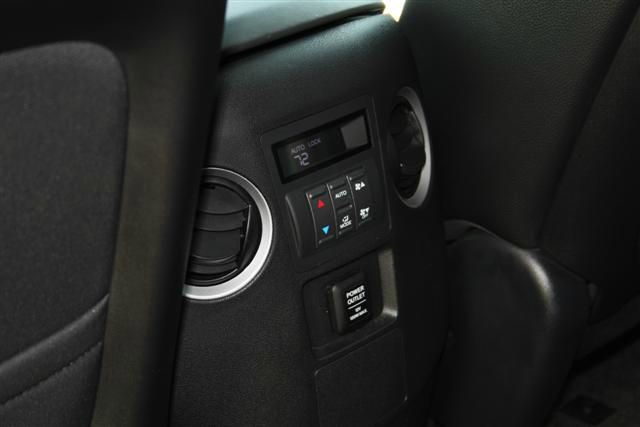 Honda Pilot 2012 photo 1