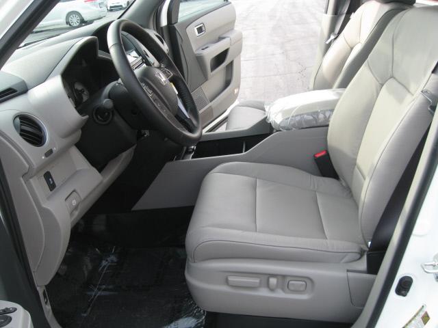 Honda Pilot 2013 photo 2