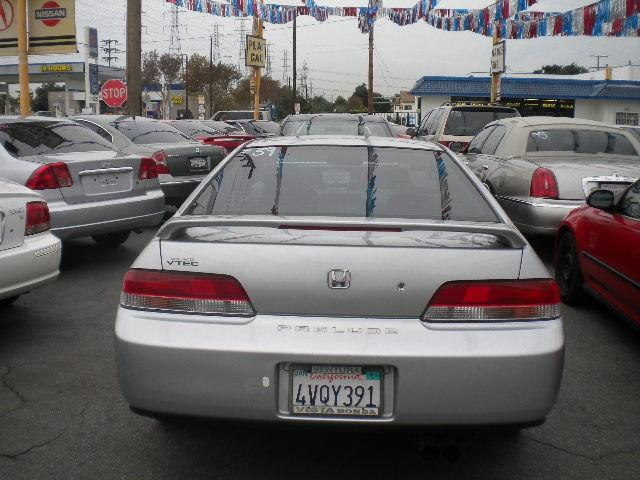 Honda Prelude 2001 photo 2