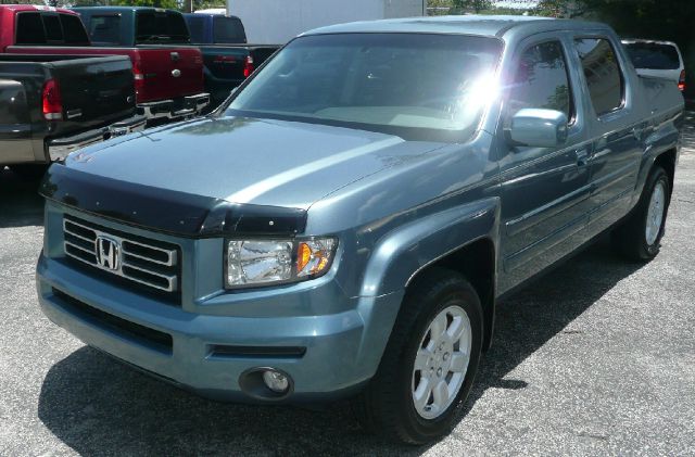 Honda Ridgeline 4dr Sdn EX Auto Pickup Truck