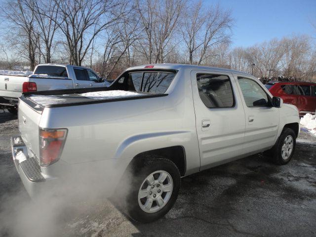 Honda Ridgeline 2006 photo 2