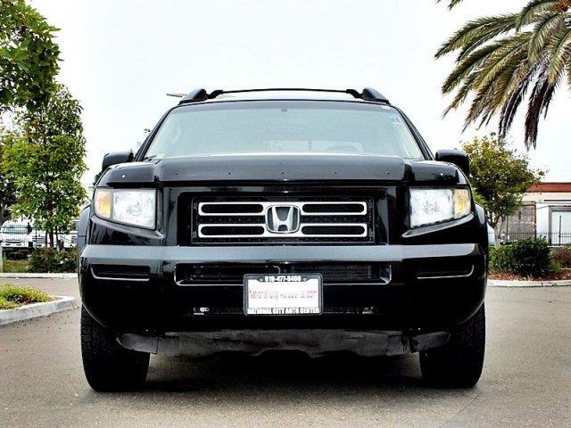 Honda Ridgeline 2006 photo 2