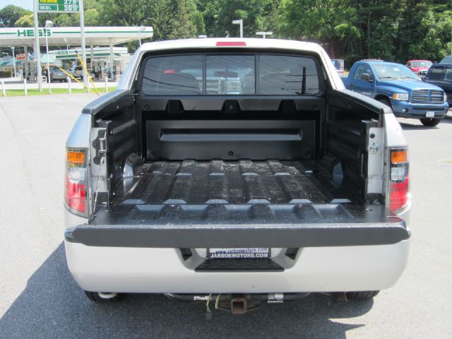 Honda Ridgeline 4dr 1500 4WD Pickup Truck