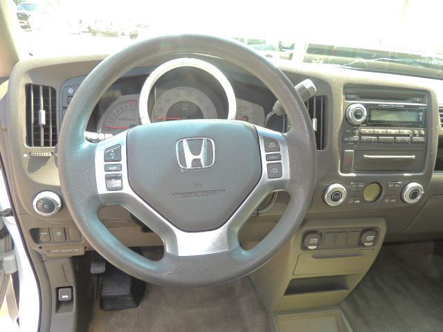 Honda Ridgeline 4dr 1500 4WD Pickup Truck