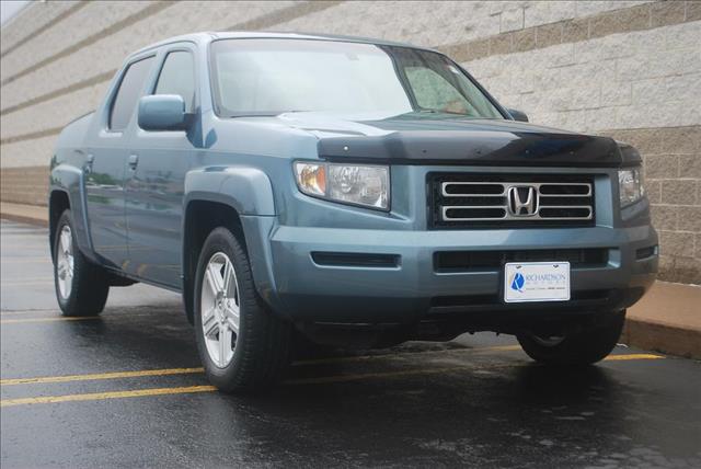 Honda Ridgeline 4dr 1500 4WD Pickup Truck