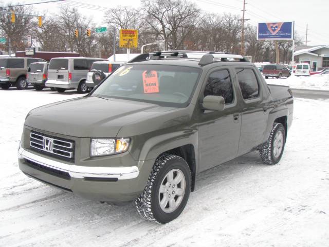 Honda Ridgeline 4dr 1500 4WD Pickup