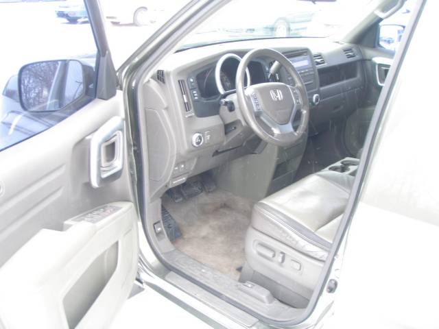 Honda Ridgeline 2006 photo 2