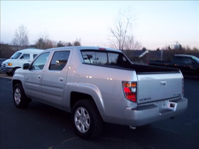 Honda Ridgeline 2006 photo 2