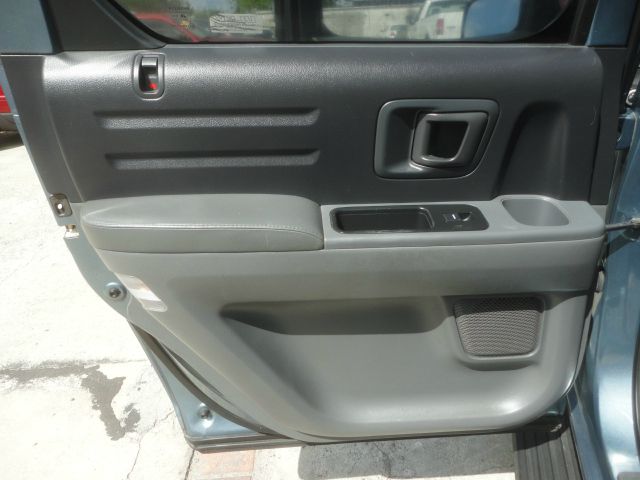 Honda Ridgeline 2006 photo 13