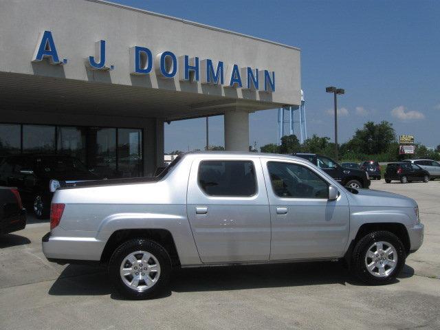 Honda Ridgeline Ram 3500 Diesel 2-WD Pickup