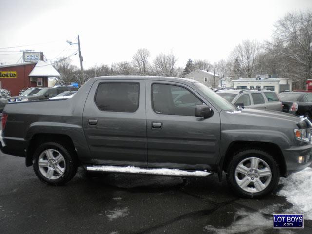 Honda Ridgeline 2010 photo 2