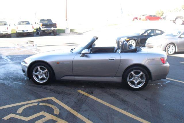 Honda S2000 2000 photo 3