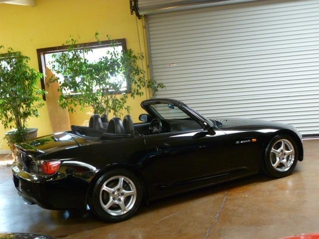 Honda S2000 2001 photo 2