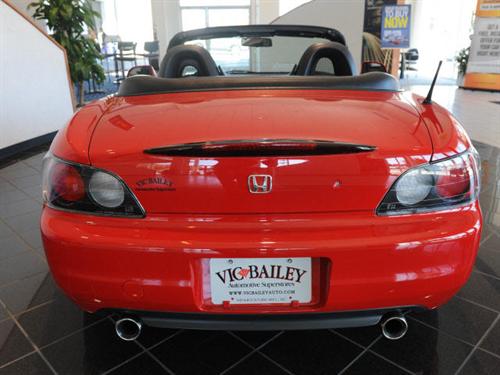 Honda S2000 2001 photo 1