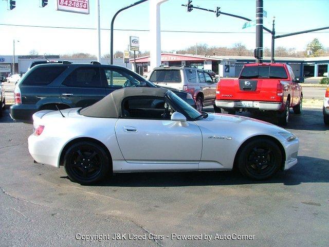 Honda S2000 2002 photo 1