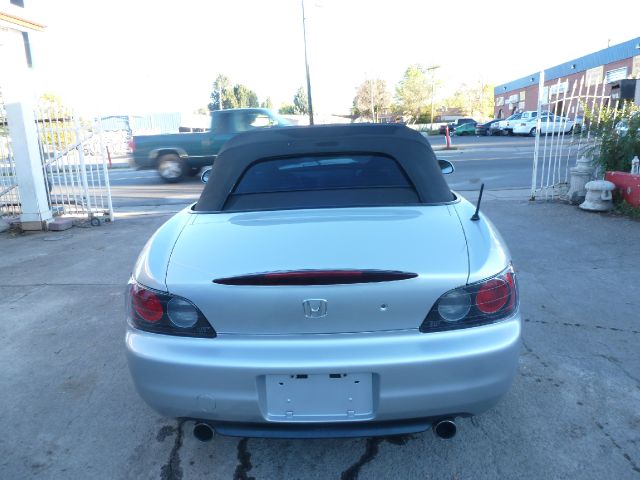 Honda S2000 2002 photo 1