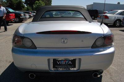 Honda S2000 2002 photo 4