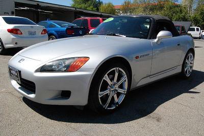 Honda S2000 2002 photo 2