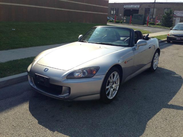 Honda S2000 2004 photo 4