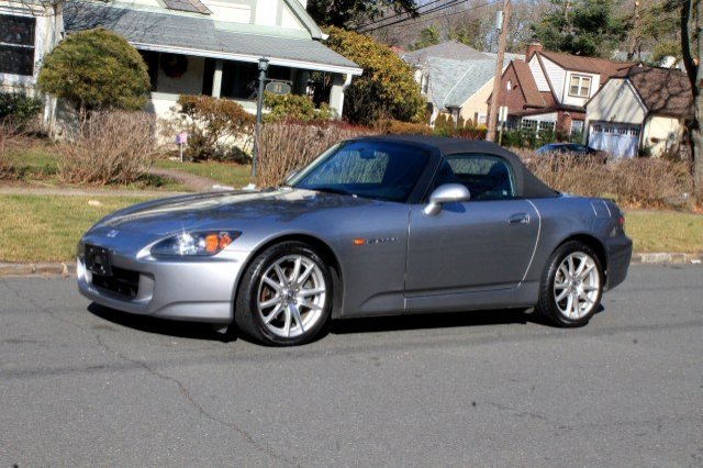 Honda S2000 2004 photo 2