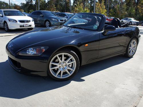 Honda S2000 2004 photo 2