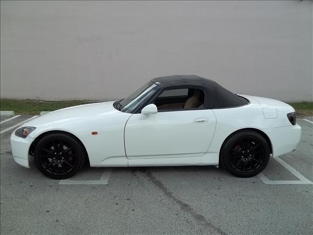 Honda S2000 2004 photo 3