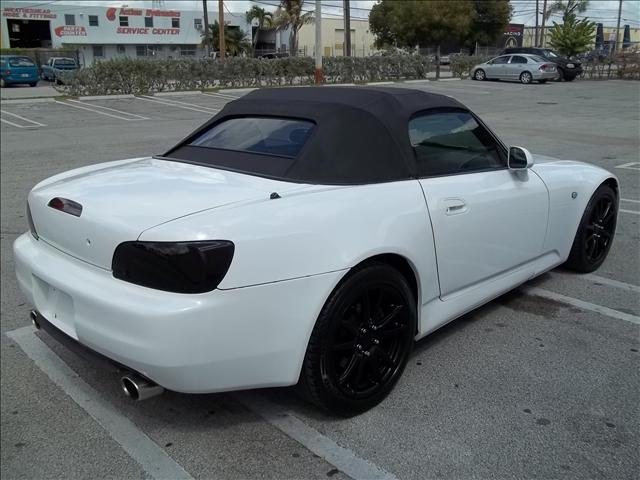 Honda S2000 Base Convertible