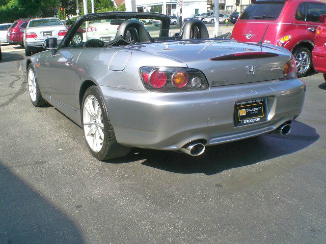 Honda S2000 2005 photo 2