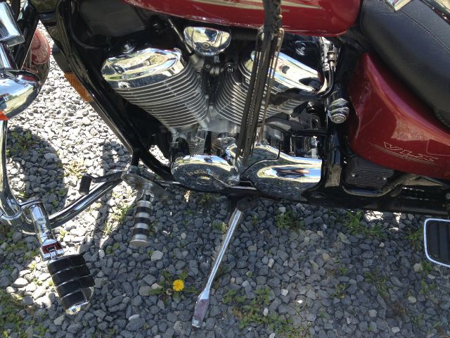 Honda Shadow 2003 photo 6