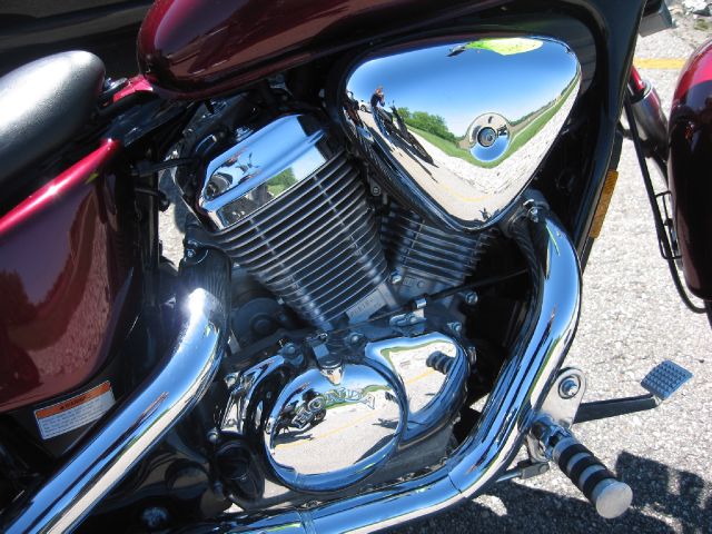 Honda Shadow 2004 photo 5