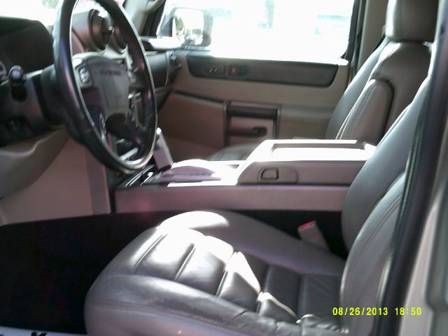 Hummer H2 2003 photo 3