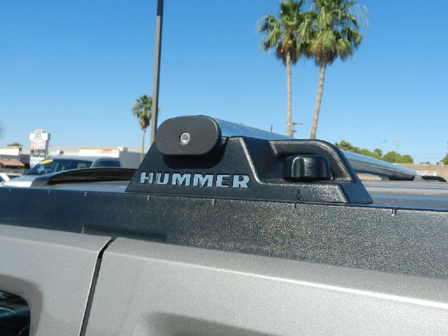 Hummer H2 2003 photo 6