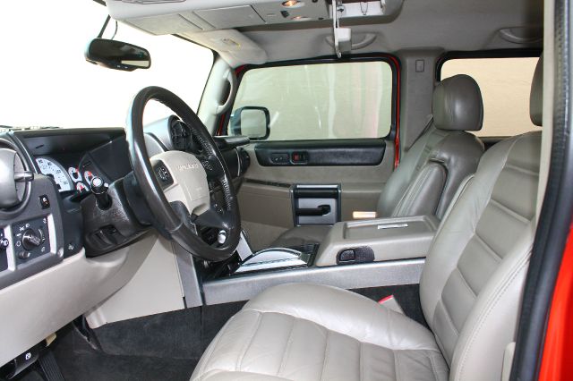 Hummer H2 2003 photo 32