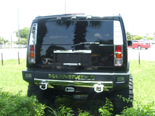 Hummer H2 2003 photo 2