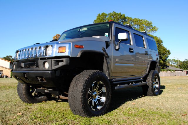 Hummer H2 2003 photo 1