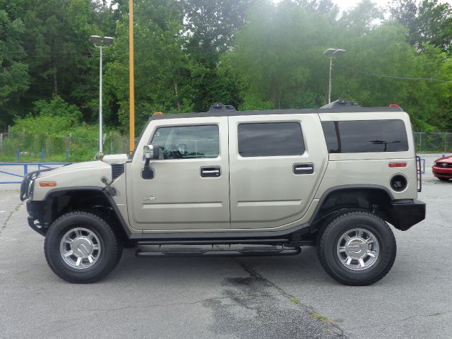 Hummer H2 2003 photo 2