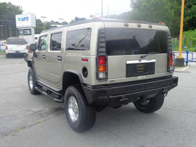 Hummer H2 2003 photo 3