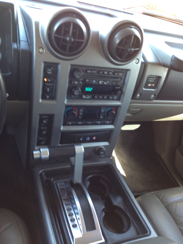 Hummer H2 2003 photo 20