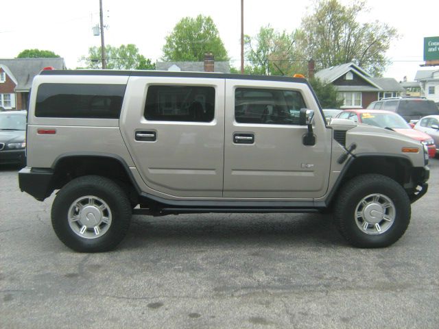 Hummer H2 2003 photo 20