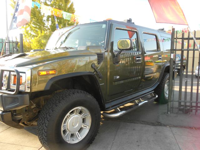 Hummer H2 2003 photo 2