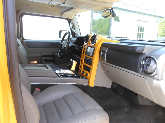 Hummer H2 2003 photo 6