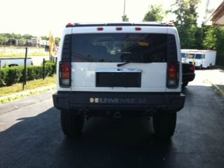 Hummer H2 2003 photo 2