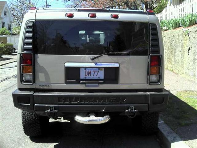 Hummer H2 2003 photo 2