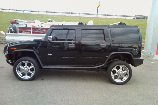 Hummer H2 2003 photo 2