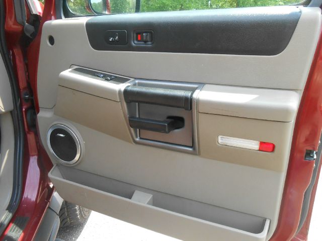 Hummer H2 2003 photo 15